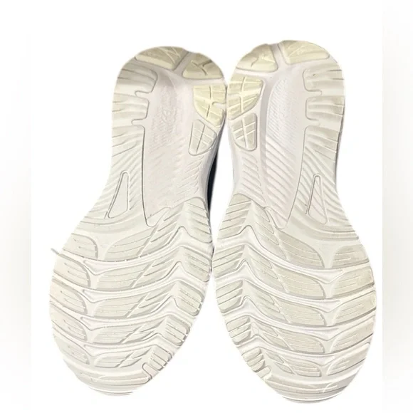 ASICS Women’s Gel Kayano 29 Platinum White Silver Running Shoe Sneaker EUC 8.5 - Picture 8 of 12